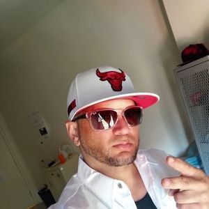 Meet your Posher, Joel